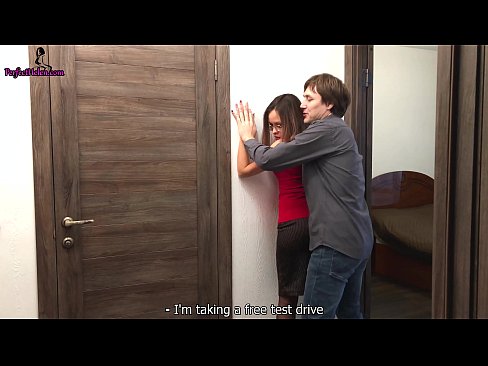 ❤️ 섹시한 부동산 중개인은 그녀의 아파트를 판매하는 동안 그녀의 음부를 관능적으로 경련시키고 잤어요 - krempai 항문 비디오 포르노에서 ko.porngifer.ru